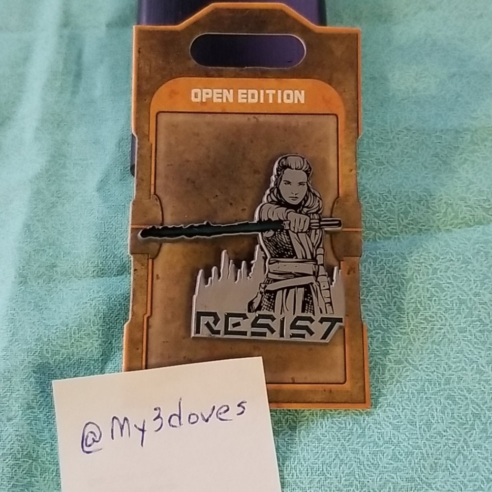 Disney parks Resist pin - Picture 2 of 4